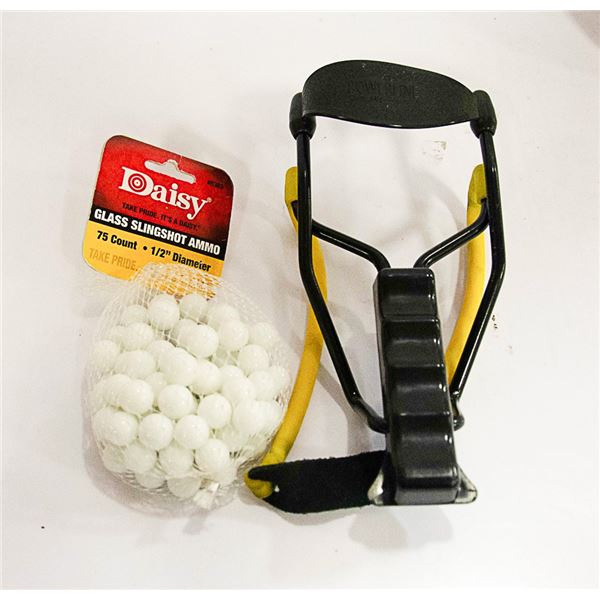 DAISY POWERLINE SLING SHOT AND AMMO.
