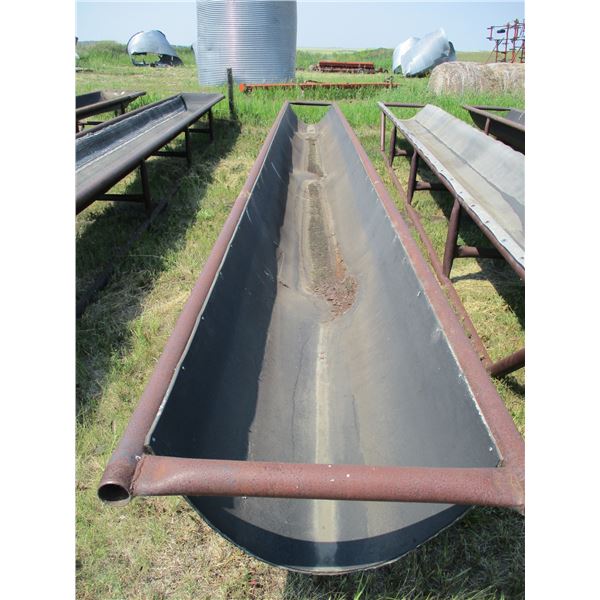 Metal livestock feeder with belted bottom 30' long