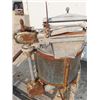 Image 2 : Beuty Washing Machine w Wringer  & Copper Tub