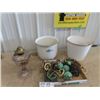 Image 1 : 2 Enamel Slop Pails, Coal Oil Lamp, Spread RIngs, Brass & Sleigh Bells, Need a Cleaning