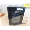 Image 1 : Magic Chef Wine Cooler