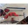 Image 2 : Ridgid 12-R Threader w Dies & Reamers
