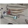Image 3 : 9 Yard Tools- Rakes, Hoe, Fork, Weed Picker, Tree Branch Cutter