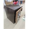 Image 3 : New Old Stock Protech 55-030 Safe 20" x 13.5" x 15"