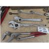 Image 3 : Pliers, Crescent Wrenches, Vice Grips, Gear Puller Tap & Die & Tool Box