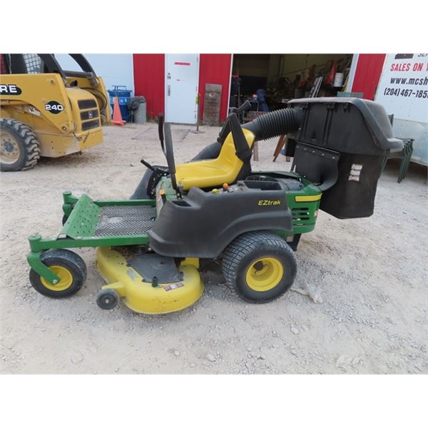 John Deer Z 245 Zero Turn Hydrostatic 23 HP Riding Mower- Deck is 48" w Bagging System- 205 Hrs S#IM