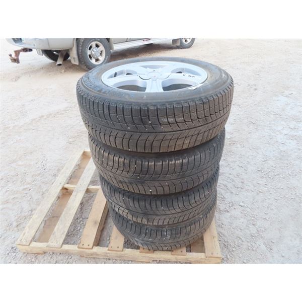 4 Michelin Tires & Rims 225/60R 17 - Good  TIres