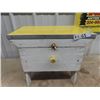 Image 1 : Shoe Polishing Stand w Drawer 10"H 18"W 11"D