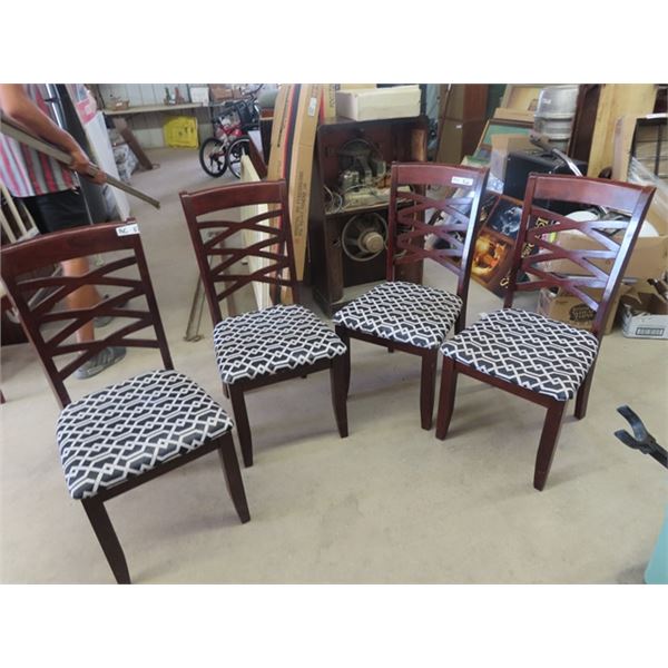 4 DR Chairs