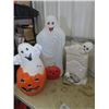 Image 1 : 3 Light Up Halloween Decorations