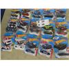 Image 3 : 20 New Hot Wheels In Packages