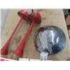 Image 3 : 4 Ford Repair Manuals, Horn, & Nash Hub Cap