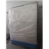 Image 1 : Queen Size Box Spring & Mattress