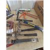 Image 2 : Carpenter's Tools, Hammers, Caulking Gun, Square , Level, Carpenter Belt, Plus