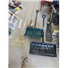 Image 2 : 2 Push Snow Shovels, Edger & Rake