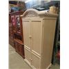 Image 2 : (IR) White Oak Cabinet - 72"x36"x23"