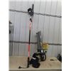 Image 1 : Remington Elec Pole Saw & Elec Yardworks Blower/ Vac