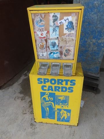 Coin Operated Sports Cards Vending Machine - McSherry Auction Service Ltd.