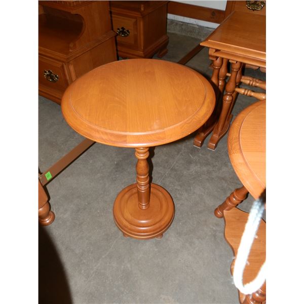 Round End Table