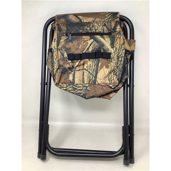 NEW Hunters Stool Camo folding with carry strap