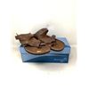 Image 1 : Mountain Sole Ladies Leather toe loop sandals Size 10