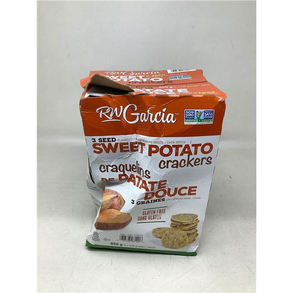 RW Garcia sweet potaoe crackers 850 g