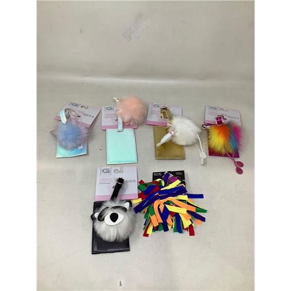 Lot of 6 fluffy cool luggage tags