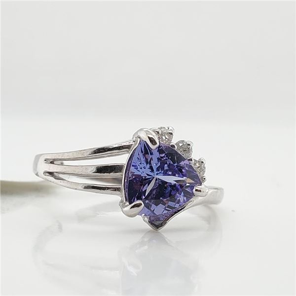 10K White Gold Natural Tanzanite(0.95ct) Diamond(0.05ct) Ring (~Size 6) (~weight 1.71g), Made in Can