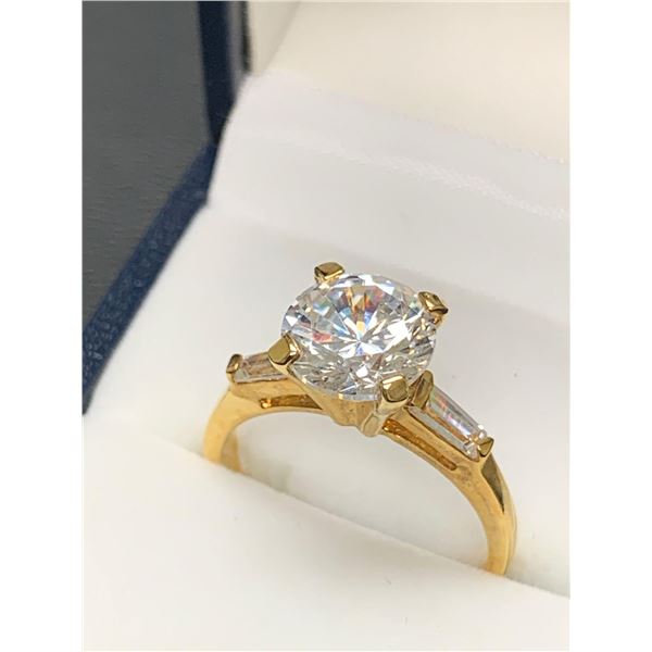 Brilliant Cut 1.0 Carat Solitaire with side bezel stoned Ladies 14K GP Engagement ring NEW in Displa