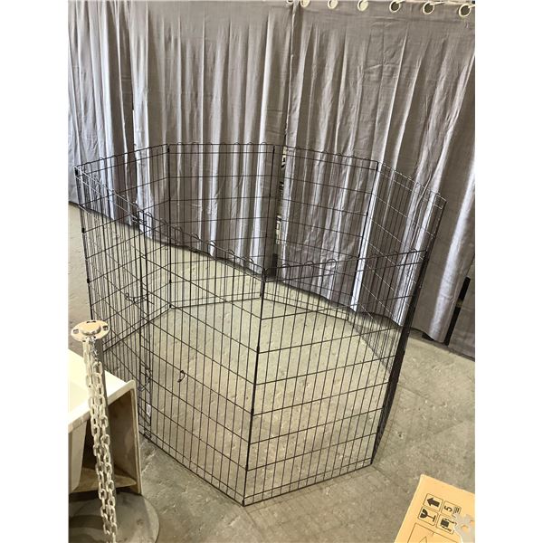 Pet cage Pet Playpen hexagon shape approx 6 ft accross