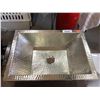 Image 1 : Stainless Steel Sink (14in x 19 1/2in)