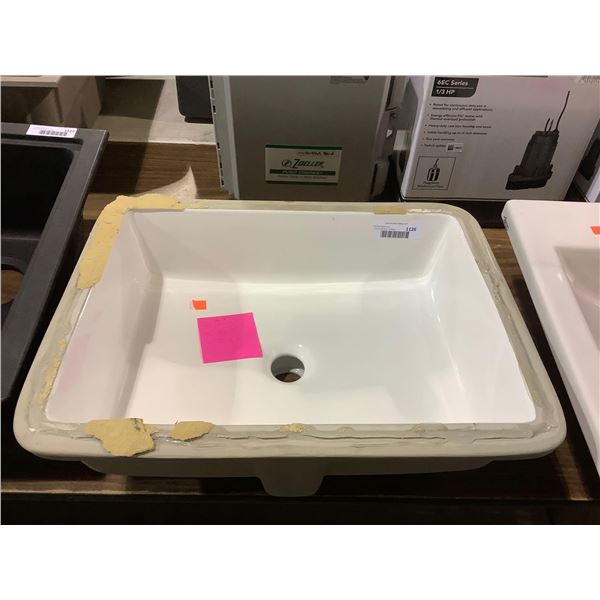 Porcelain Sink (15 3/4in x 20in)