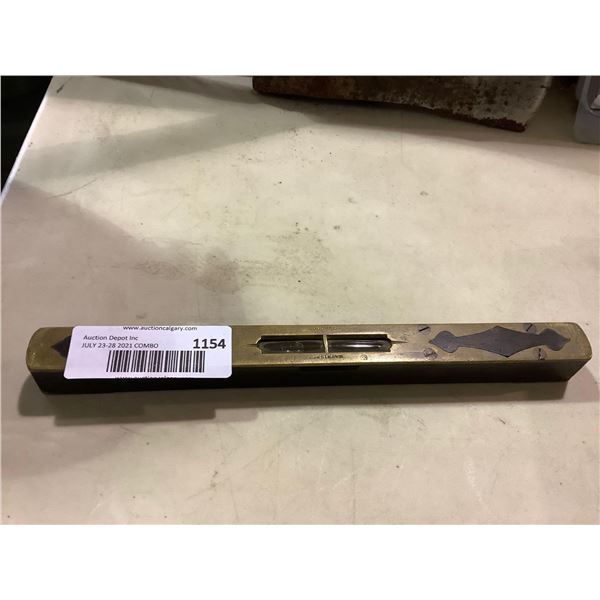 10in Level antique wood/brass