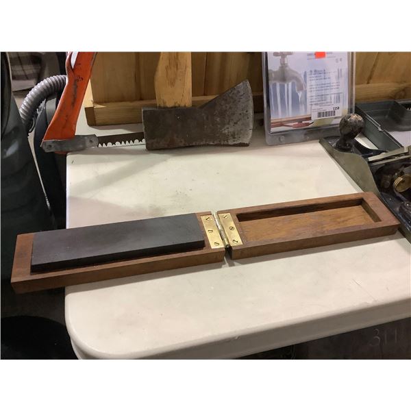 Sharpening Stone w/ Wooden Case