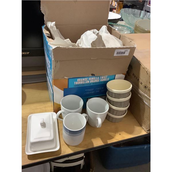Box of Misc Tableware