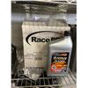Image 1 : Case of Race Pro Platinum Full Synthetic SAE 10W-30 Premium Motor Oil (6 x 946mL)