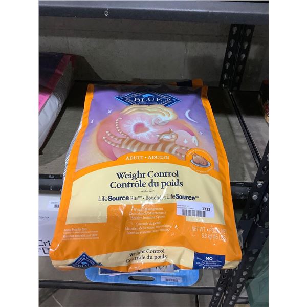 Blue Buffalo Weight Control Adult Cat Food (6.8kg)