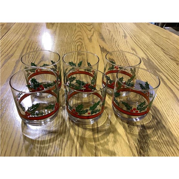 Vintage Christmas Drinking Glasses Lot of 6
