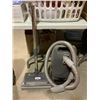 Image 1 : Kenmore Whispertone 8100 Vacuum Cleaner