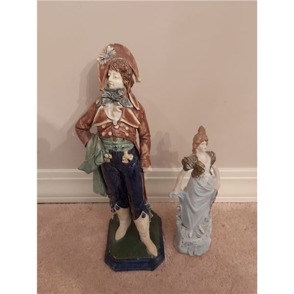 Antique figurines Cat A