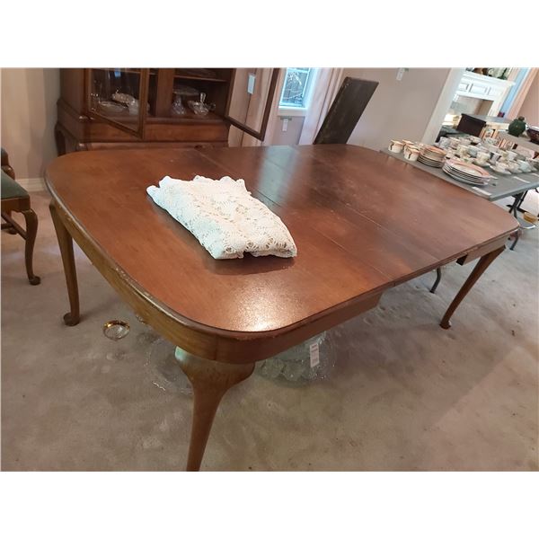 Antique Dining table Cat C