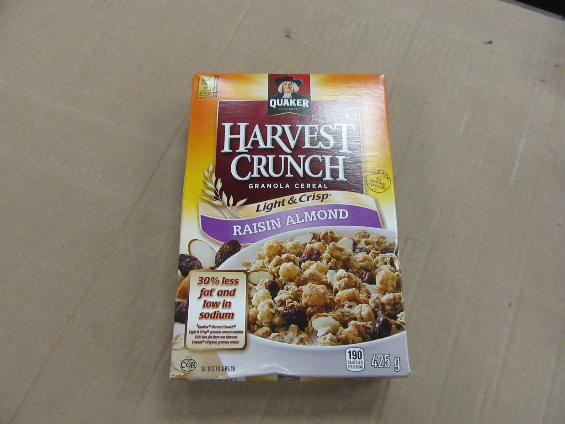 QUAKER HARVEST CRUNCH RAISIN/ALMOND CEREAL - PER BOX