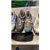 Image 8 : LOT OF CURLING BROOMS, BRUSHES AND ICE SHOES