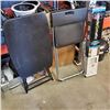 Image 1 : Folding table folding chair and 2" blinds