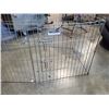 Image 8 : 8 PANEL PET FENCE EACH PANEL IS 2 FT LONG