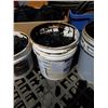 Image 1 : Bucket of waterproof undercoating