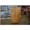 Image 1 : OAK WARDROBE - 35 INCHES WIDE X 63X TALL X 21.5 DEEP