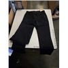 Image 2 : 6 PAIRS OF NEW JEANS - SIZE 0, 28/32, 30/32, 30/30 AND 38/34