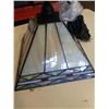 Image 2 : LEADED GLASS PENDENT LIGHT