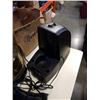 Image 8 : Nuwave infrared air fryer and honeywell humidifier both working